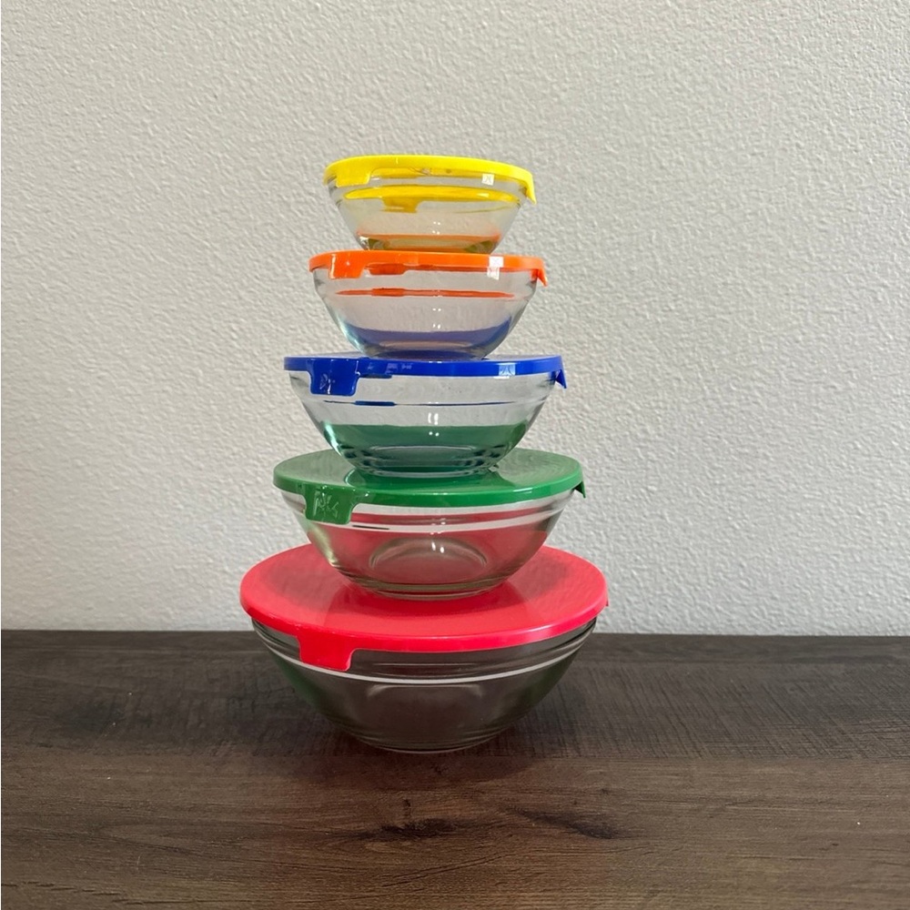 Colorful Glass Bowl Set with Lids